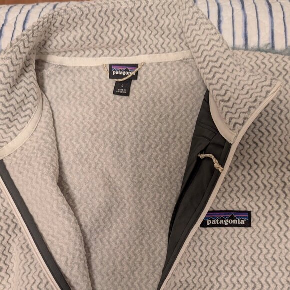 Patagonia R1 Air Quarter Zip Women's Large LIKE NEW - Picture 7 of 7